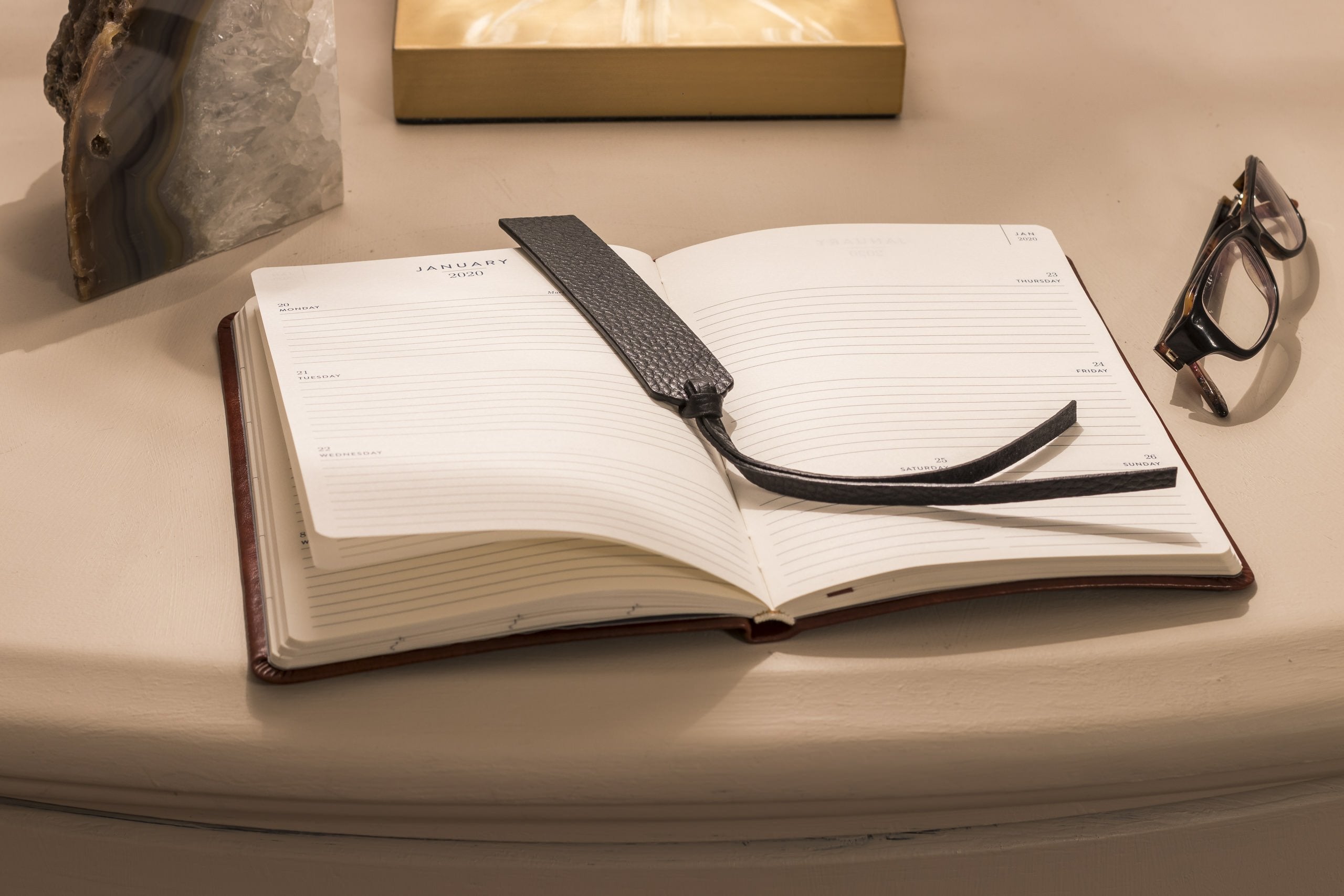 Simple Leather Bookmark | Bookish Nostalgia