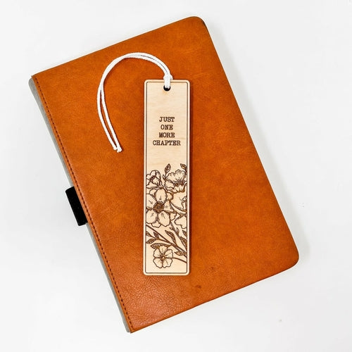 Book Lovers Wooden Bookmark | Just One More Chapter Design | Bookish Nostalgia 