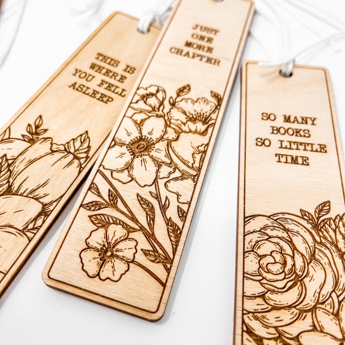 Book Lovers Wooden Bookmark | Just One More Chapter Design | Bookish Nostalgia 